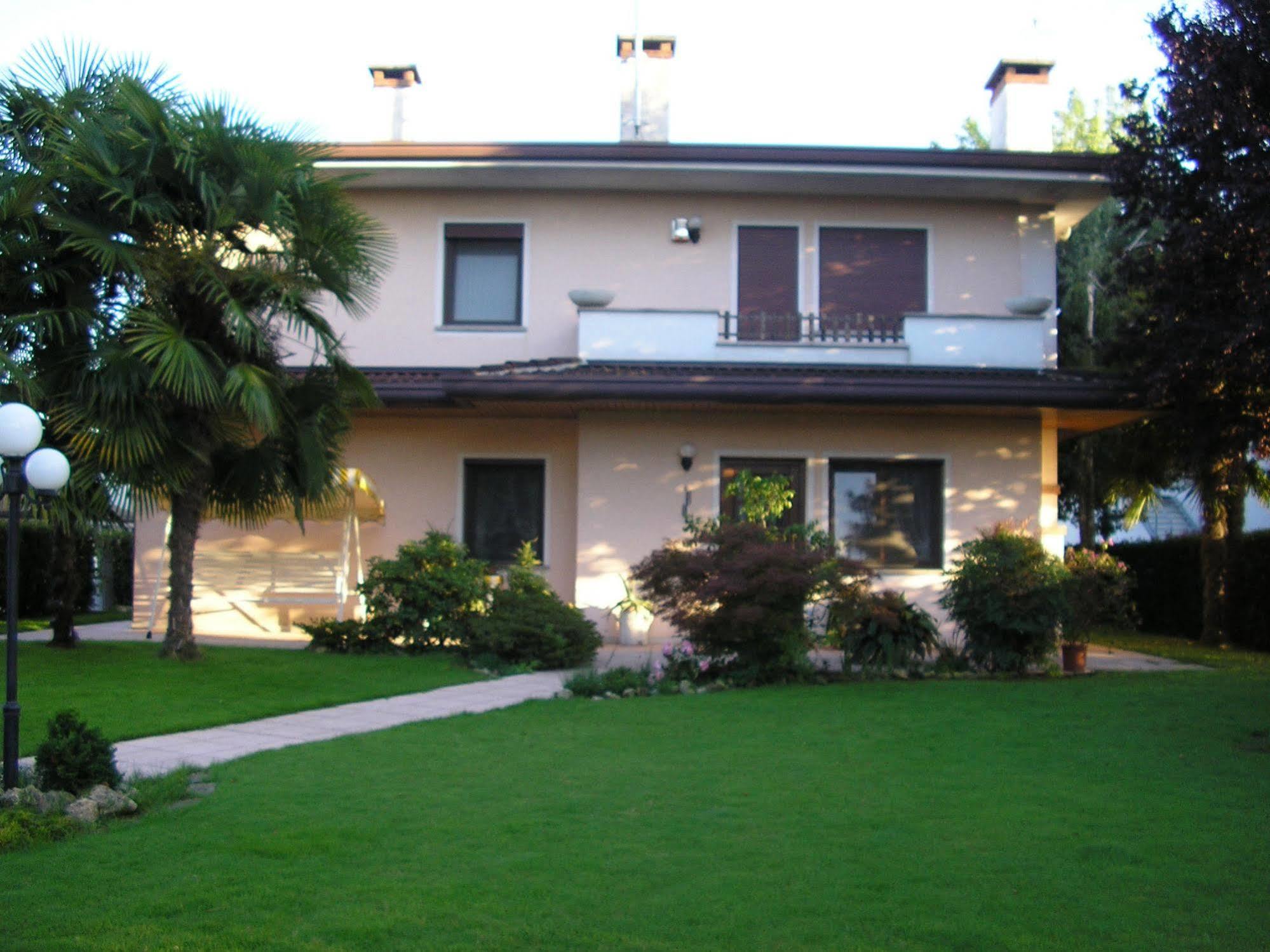 B&B Le Tre Grazie San Martino di Lupari Exterior photo